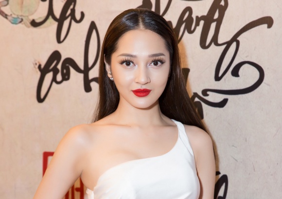 truoc nghi an hen ho voi bui tien dung dai dien bao anh len tieng tin don chi la tin don