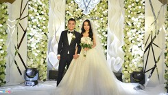 Tiệc cưới lãng mạn của Khắc Việt và vợ DJ
