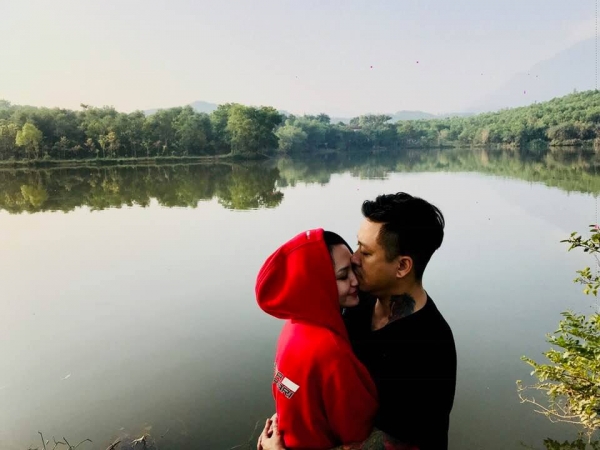 tuan hung nhan vo nhan 4 nam ngay cuoi toi hua voi ba se luon la nguoi chong tot va bo tuyet voi nhat co the