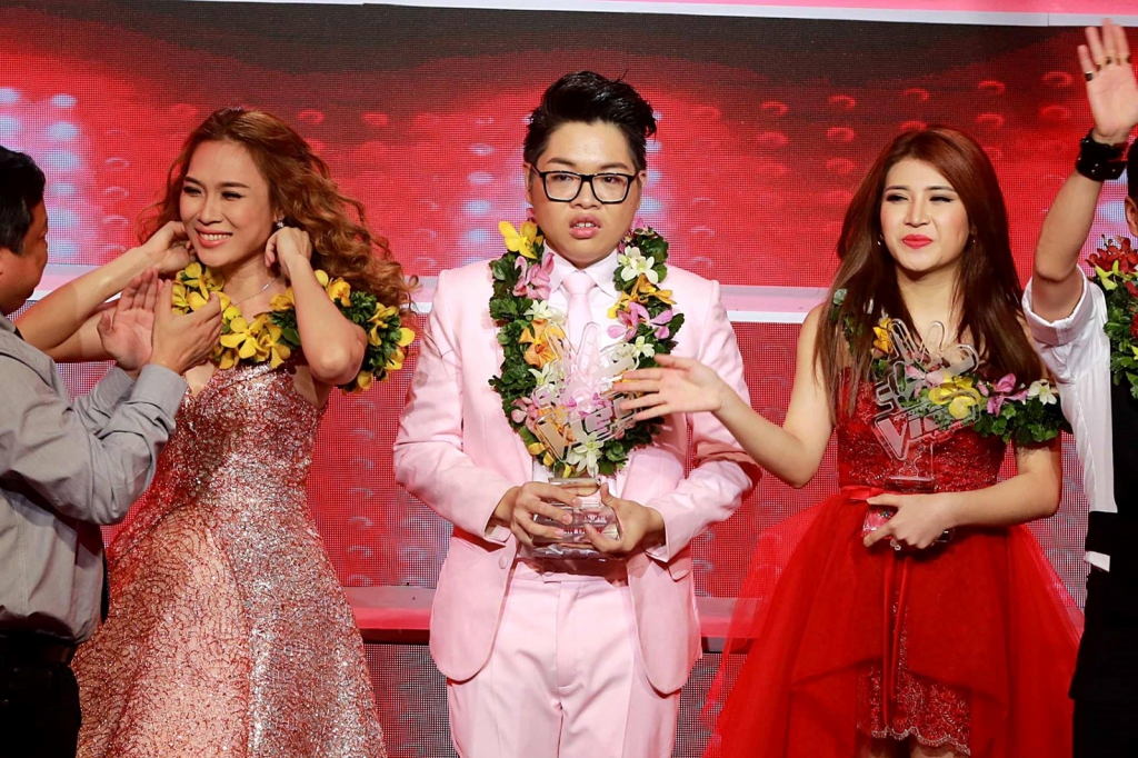 diem lai loat scandal dong troi cua the voice sau nhieu mua len song