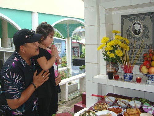 Dù bị chê xuống phong độ, Lê Tuấn Anh vẫn khiến vạn phụ nữ mê mẩn vì phẩm chất xứng danh đấng mày râu du bi che xuong phong do le tuan anh van khien van phu nu me man vi pham chat xung danh dang may rau