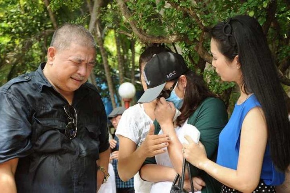 Dù bị chê xuống phong độ, Lê Tuấn Anh vẫn khiến vạn phụ nữ mê mẩn vì phẩm chất xứng danh đấng mày râu du bi che xuong phong do le tuan anh van khien van phu nu me man vi pham chat xung danh dang may rau