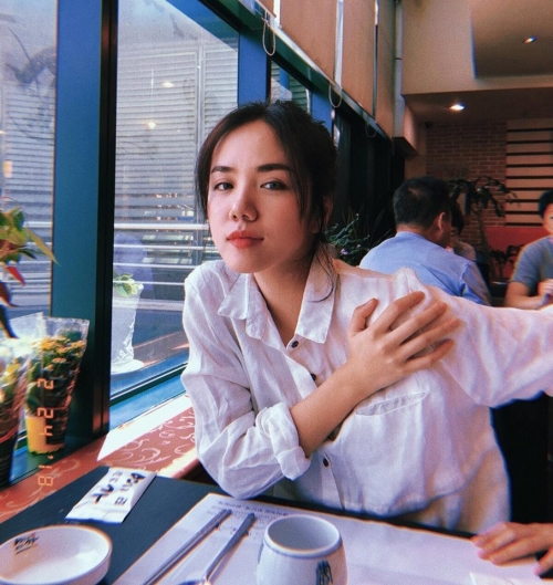 5 thang sau thanh cong tu hit khung trieu view phuong ly gay sot khi len doi xe hop hang sang