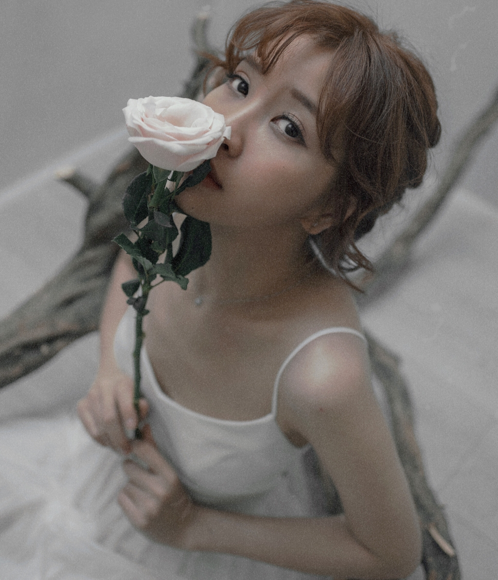 vj kim nha nhan nhu nguoi thu ba ban hay cu yeu het minh