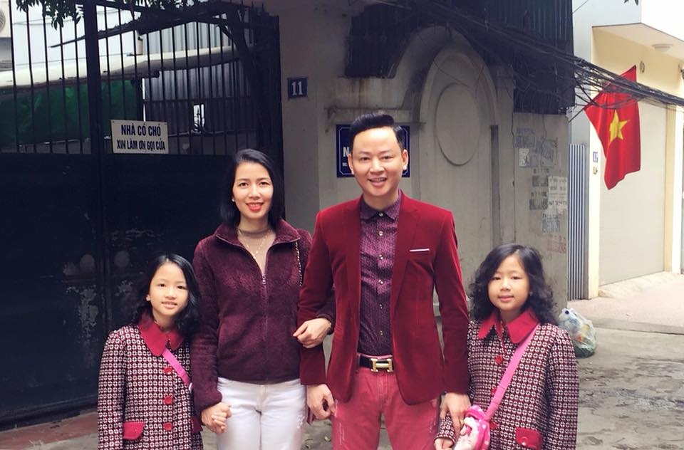 dien vien chuyen vai ac ke chuyen tinh voi vo thu 3 kem 17 tuoi