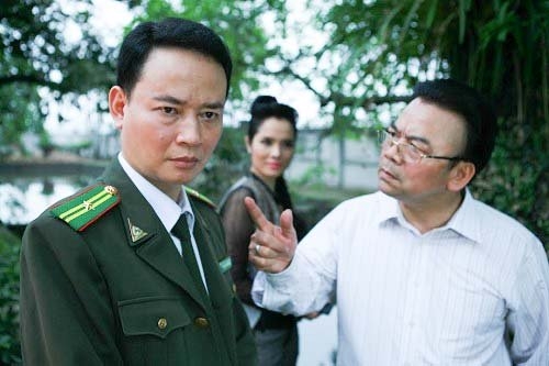 dien vien chuyen vai ac ke chuyen tinh voi vo thu 3 kem 17 tuoi