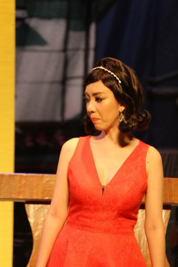 ban loan voi loat danh xung miss trong showbiz viet