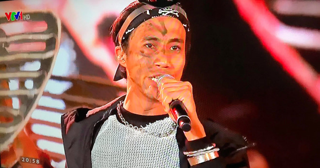 truoc rocker pham anh khoa nhieu sao viet cung tung bi to ga tinh dong nghiep