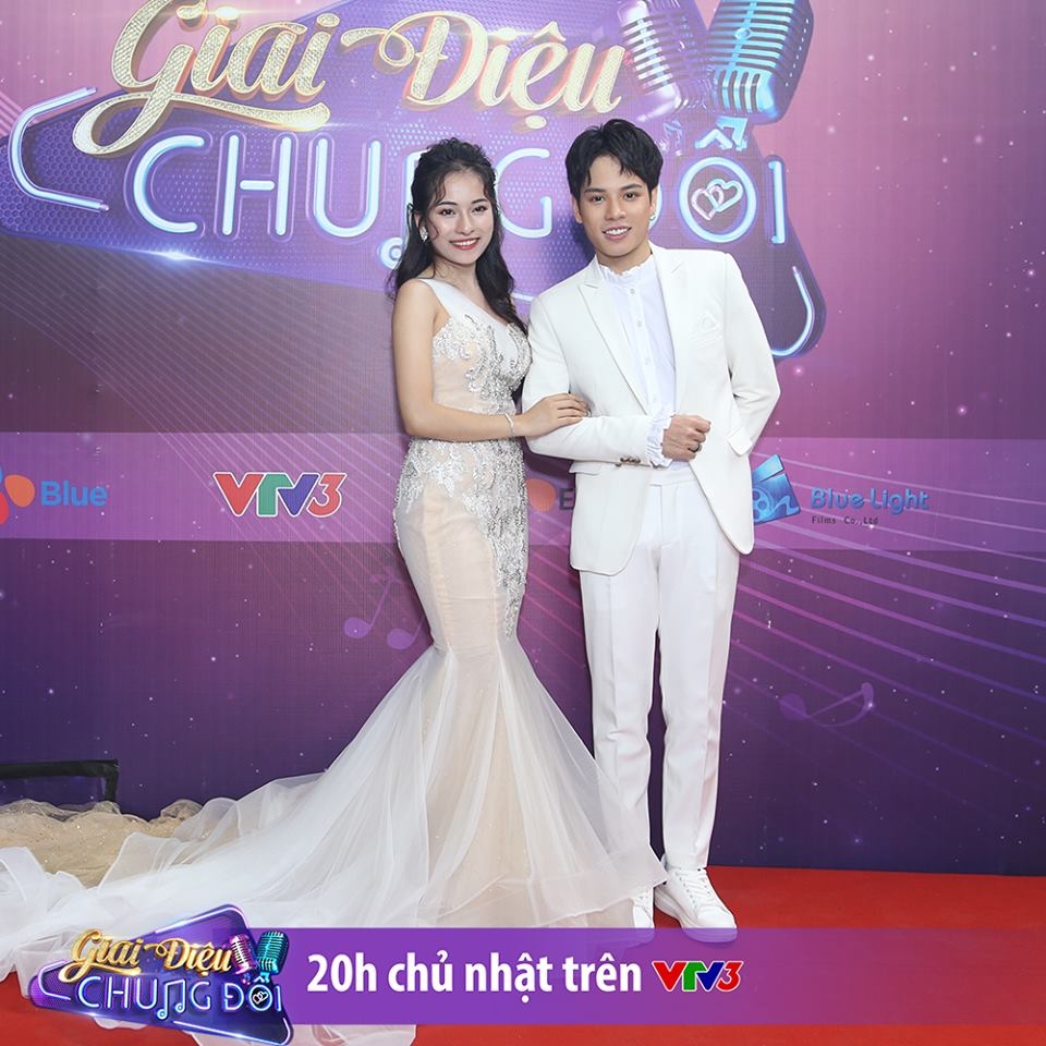 sara ngoc duyen lan dau noi ve phan thi trong dem chung ket giai dieu chung doi