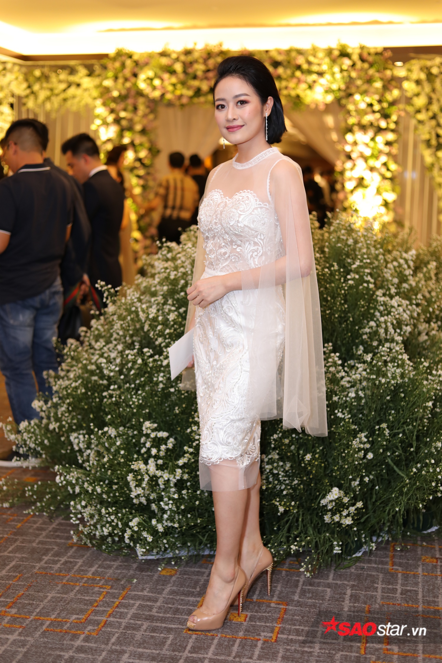 ky duyen lan ngoc va dan sao viet dinh dam xuat hien trong tiec cuoi cua diep lam anh