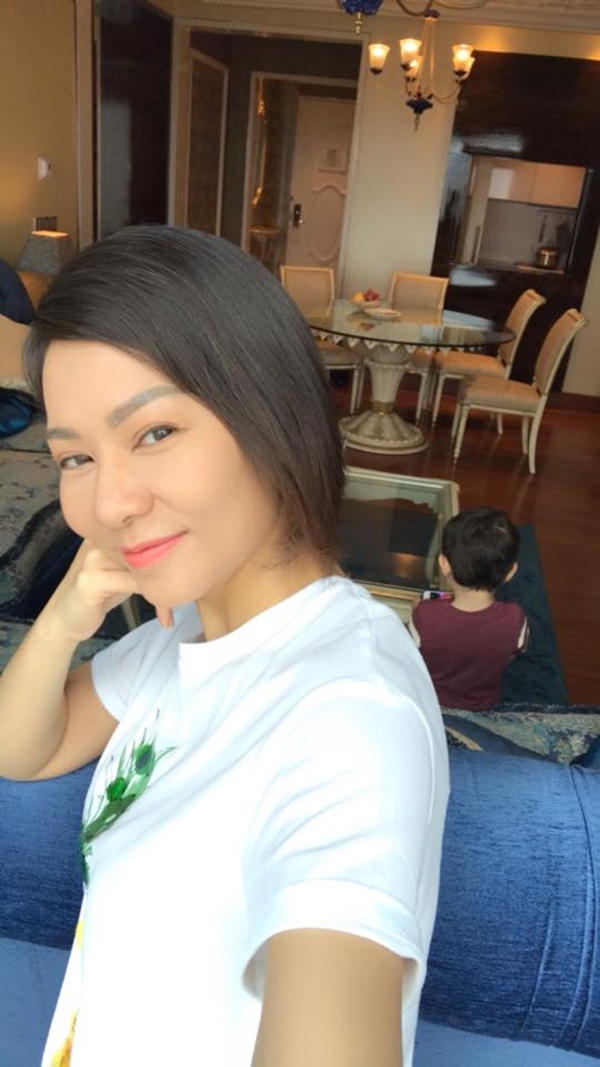 rung tim voi hinh anh khau khinh va tinh nghich cua con trai thu minh