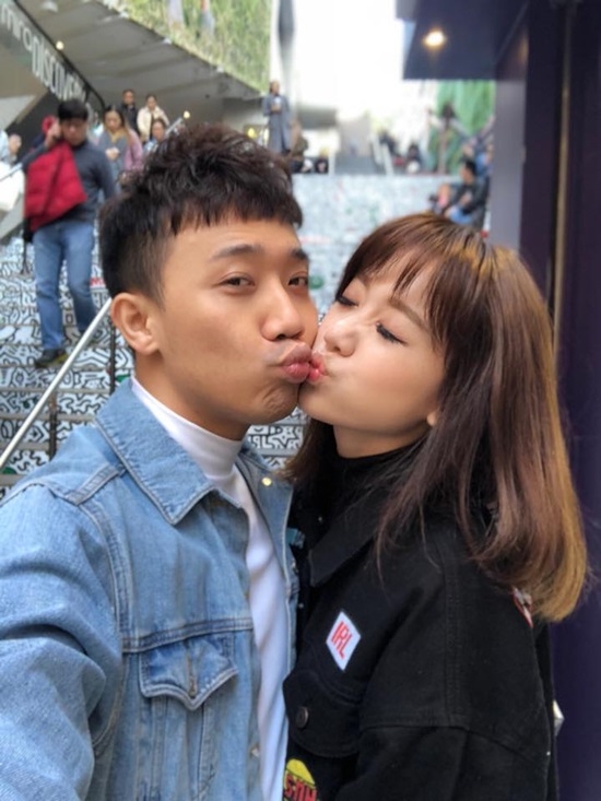 neu nghi ngo ve tinh yeu showbiz hay cu nhin vao nhung cap doi nay