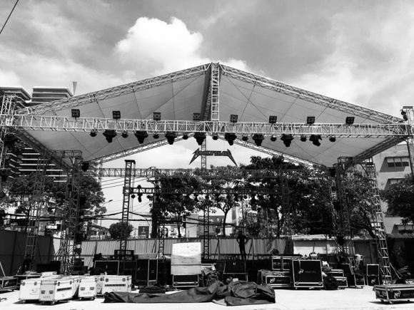 btc rockshow lon nhat 2018 gach ten pham anh khoa khoi chuong trinh sau on ao ga tinh