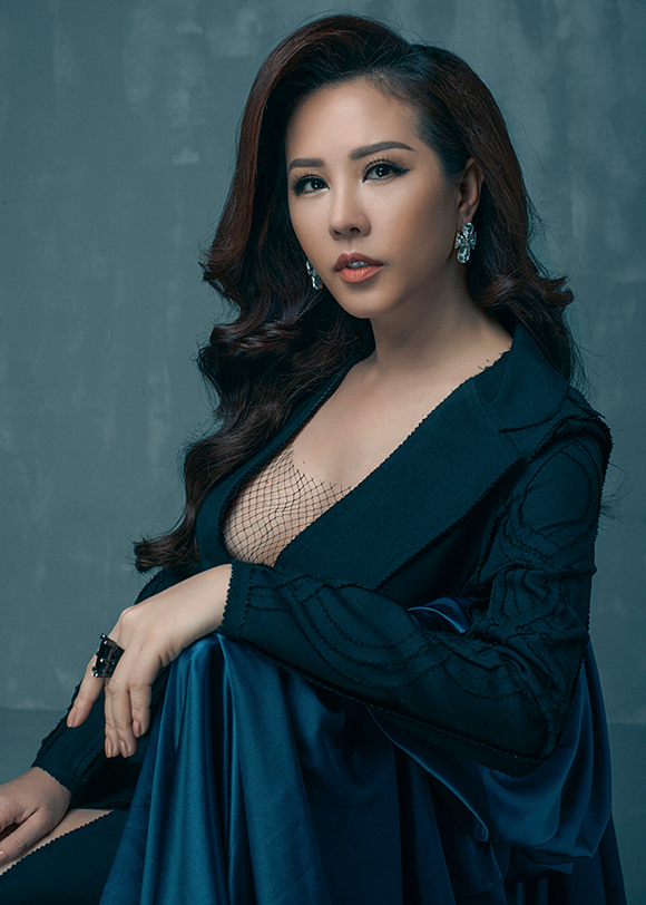 hoa hau thu hoai tiep tuc dan mat nam mc tung bi dam vinh hung doa xu dep
