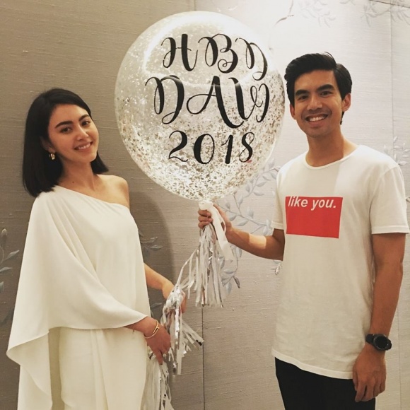 Chuyện tình đẹp của Mai Davika - mỹ nữ Thái xinh đẹp trong MV của Sơn Tùng M-TP chuyen tinh dep cua mai davika my nu thai xinh dep trong mv cua son tung m tp