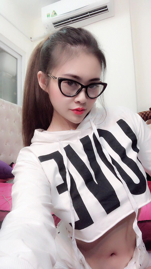 them mot nguoi mau khoa than len tieng tung bi hoa si nl sam so