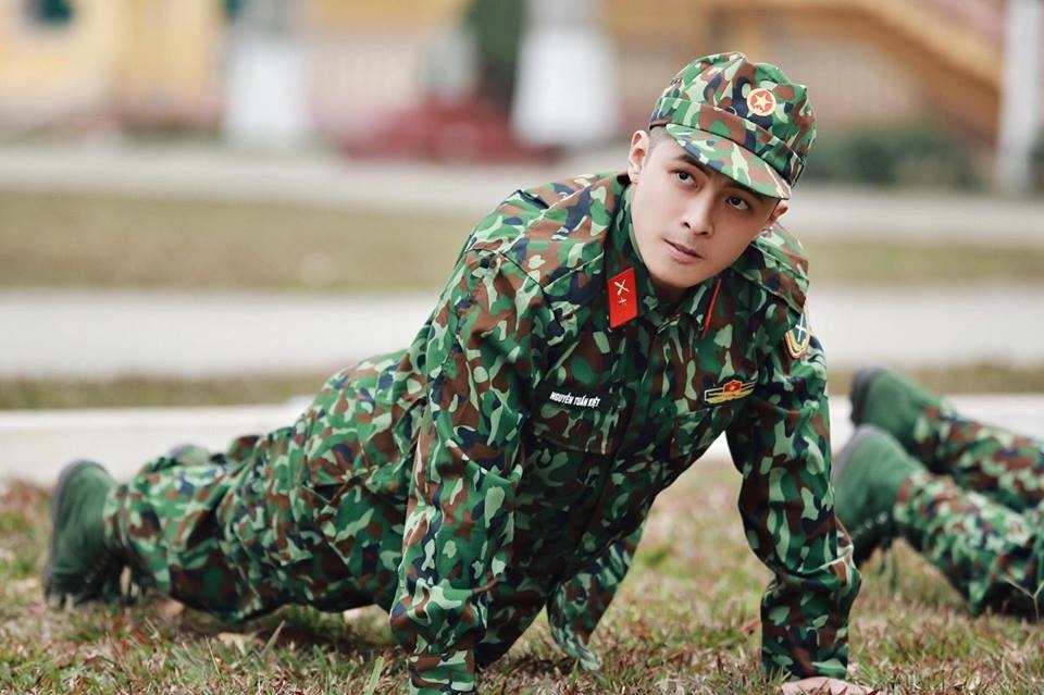 gin tuan kiet sao nhap ngu cam giac chay 10 vong san hoan toan khong nhe nhang nhu xem tren man anh