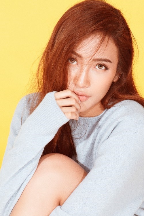 sao viet trung ten ngan xinh dep va than thai khong ai bang