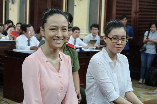 1 nam tai ngoai nhan sac truong ho phuong nga ngay cang rang ro