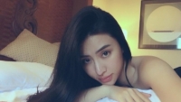hoa hau pham huong xuat hien tuoi tan giua tin don nhap vien khoa facebook