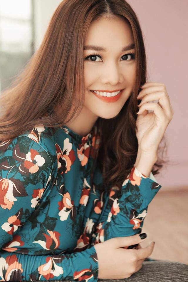 nguoi dep ten hang cua showbiz viet moi nguoi mot ve muoi phan ven muoi