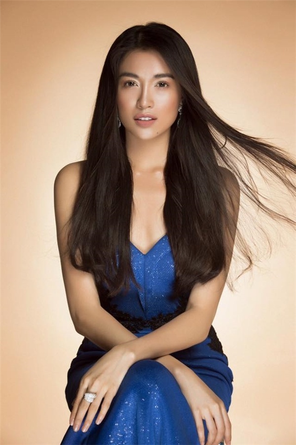 nguoi dep ten hang cua showbiz viet moi nguoi mot ve muoi phan ven muoi