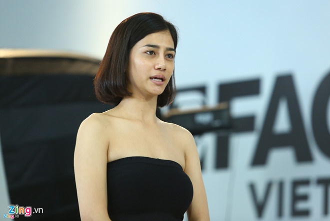 thi sinh the face bi chat van vi tung chup anh ban khoa than