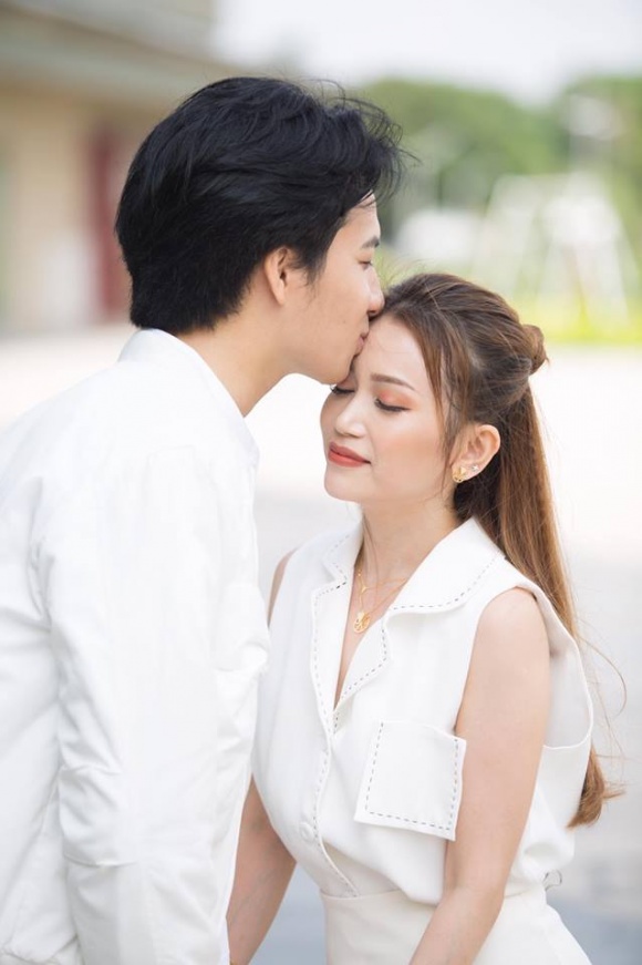 loat nguoi yeu dien trai dung chuan soai ca cua my nhan vbiz khien nhieu co gai mo uoc co duoc