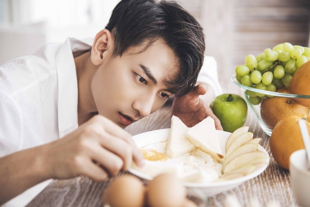 truoc toi da quen that roi isaac tung co nhung san pham trieu view nao