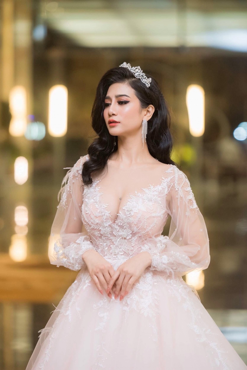 tran ngoc bich chia se bi quyet so huu than hinh dong ho cat gay bao tai the face 2018
