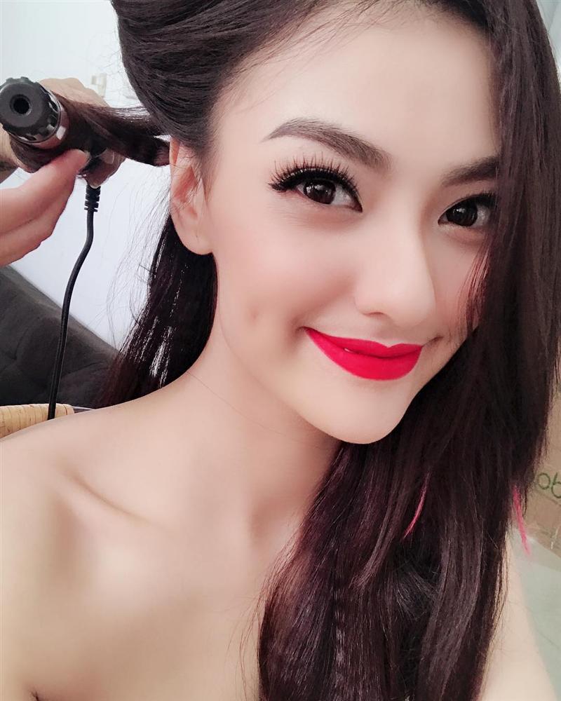 xuat hien voi cam nhon hoat hong que kheo leo thanh minh cu giam can la mat be xiu