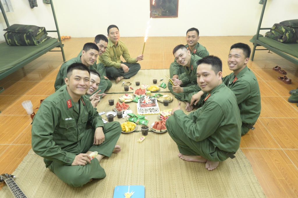 cuoi rot ham voi nhung khoanh khac hai huoc cua sao nhap ngu mua 5