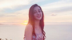 Bị chê già chát khi thiếu photoshop, Địch Lệ Nhiệt Ba 'đập' lại bằng bộ ảnh mới xinh đẹp ngất ngây