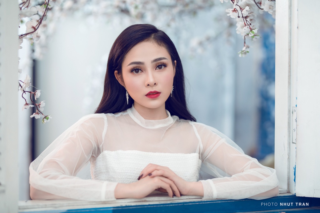 hien trinh the voice thay hoi buon vi moi su uu ai la danh cho doan trang