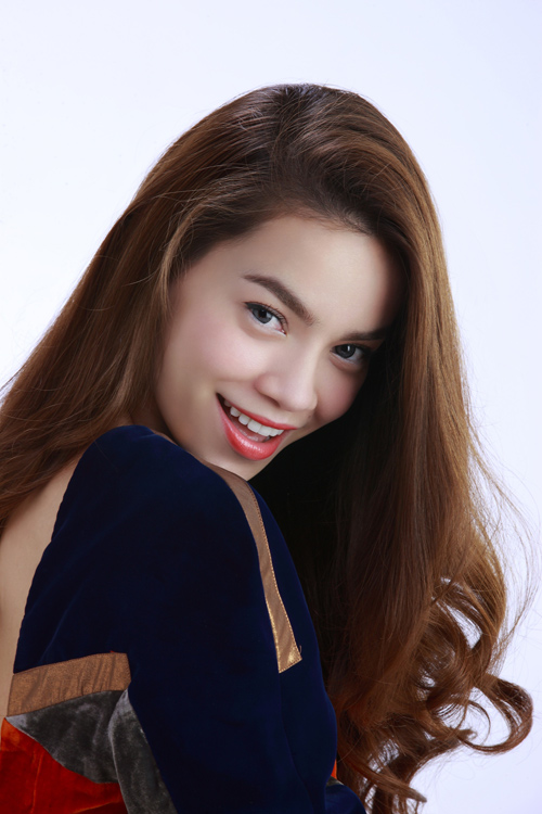 hon nhan 7 nam tan vo hong nhung toi vuot qua noi buon mot cach tu nhien chu khong guong ep