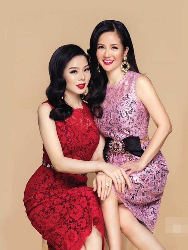 hon nhan 7 nam tan vo hong nhung toi vuot qua noi buon mot cach tu nhien chu khong guong ep