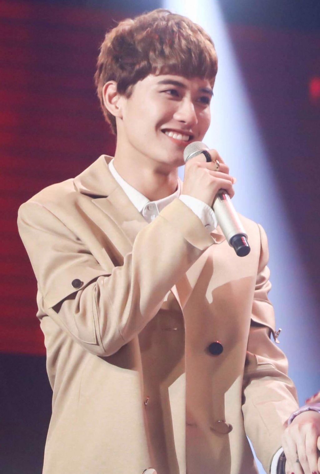 Cùng Y Lux vượt qua vòng đối đầu The Voice, Avin Lu nhận xét gì về đối thủ? cung y lux vuot qua vong doi dau the voice avin lu nhan xet gi ve doi thu