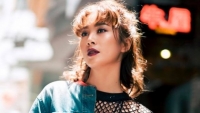 kim anh minh nham tuong cam mat vao game dong nghia voi nghien game