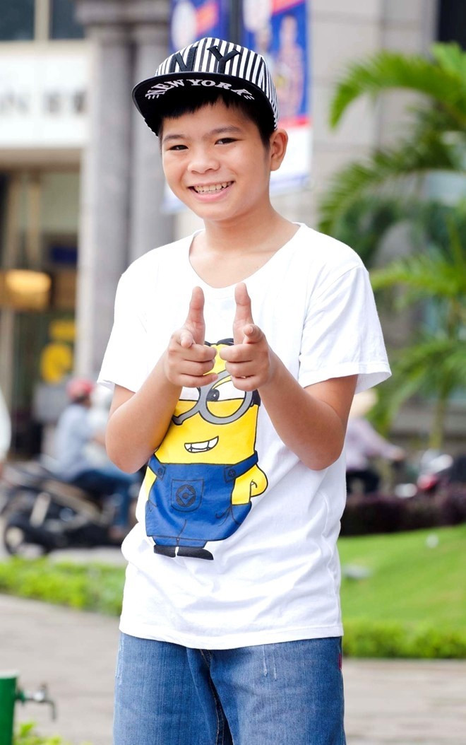 quang anh len tieng ve tranh cai mat khac la do phau thuat tham my
