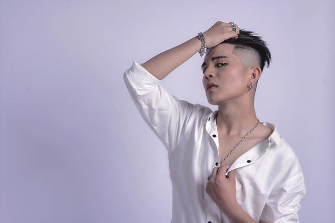 quang anh len tieng ve tranh cai mat khac la do phau thuat tham my