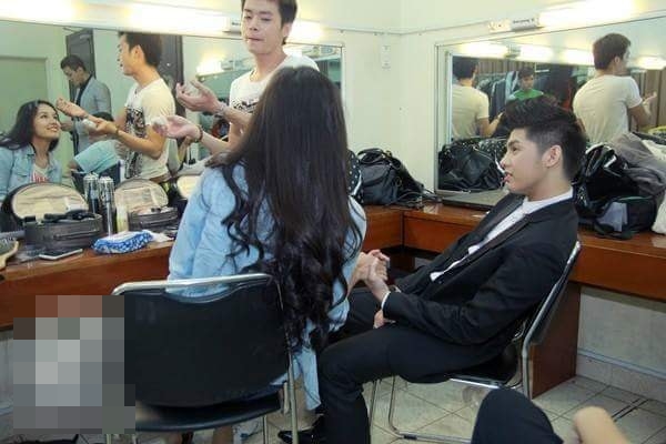 Showbiz vỡ òa khi Noo Phước Thịnh và Mai Phương Thúy bị fan lôi ra ánh sáng mối tình 6 năm bí mật showbiz vo oa khi noo phuoc thinh va mai phuong thuy bi fan loi ra anh sang moi tinh 6 nam bi mat