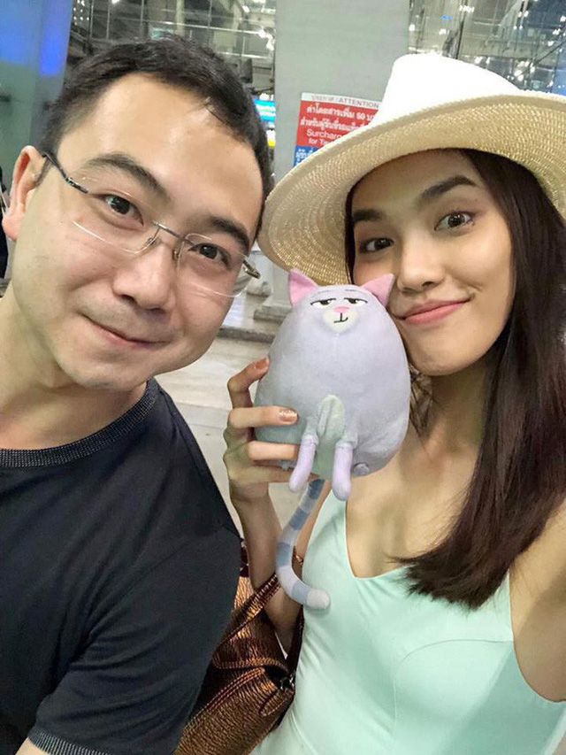 lan khue he lo thiep cuoi thong bao chinh thuc ngay len xe hoa theo chong dai gia