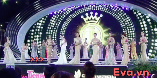 xon xao canh thi sinh da vay ban khong thuong tiec tren san khau hoa hau viet nam 2018