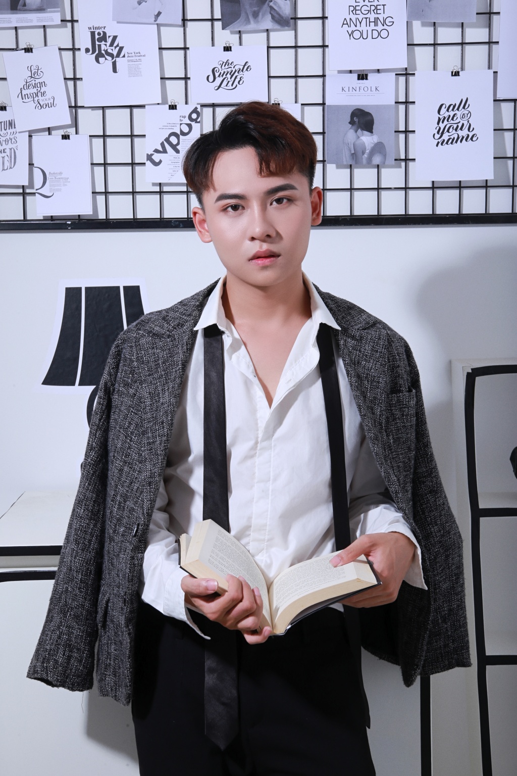 Bị chỉ trích không tôn trọng Mr Siro và Erik trong 'The debut', Quang Hiếu giải thích bi chi trich khong ton trong mr siro va erik trong the debut quang hieu giai thich