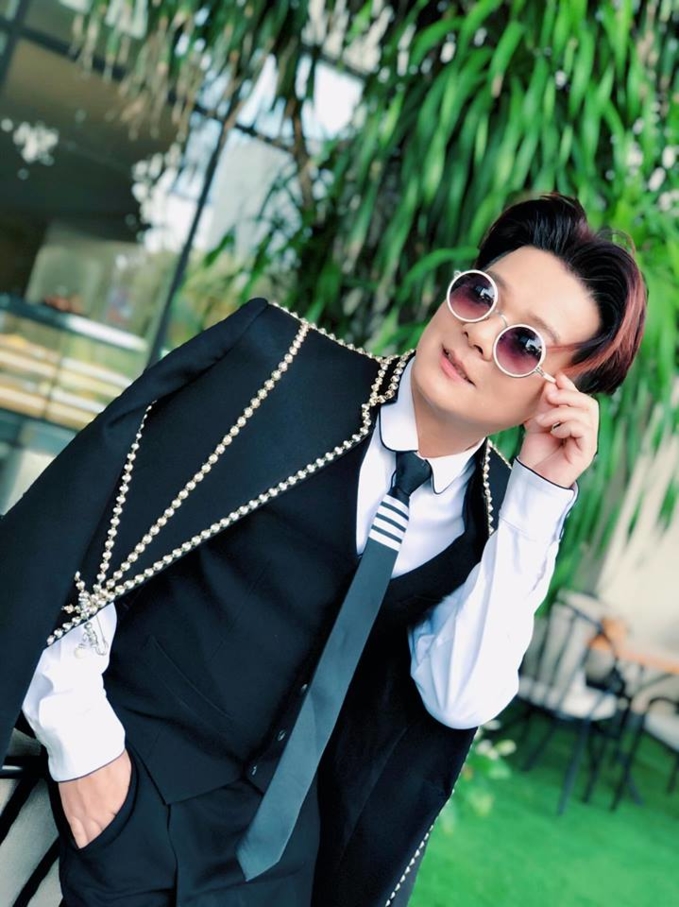 vu ha buc xuc vach mat nick ao thich gay chuyen duoc ho ngoc ha huong ung quyet liet