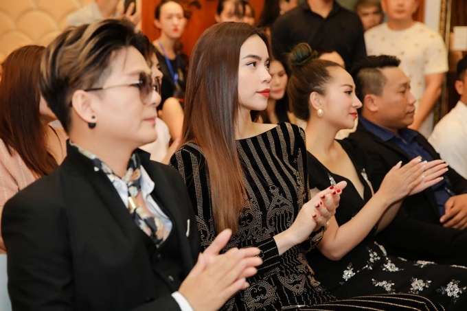 vu ha buc xuc vach mat nick ao thich gay chuyen duoc ho ngoc ha huong ung quyet liet
