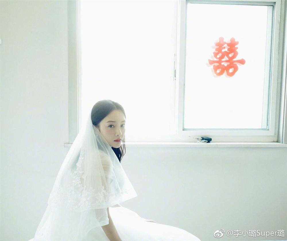 su that hai huoc phia sau nhung buc anh song ao cua sao hoa ngu