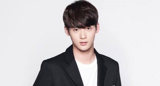 gia dinh dong y kham nghiem tu thi nam ca si han chet o tuoi 20