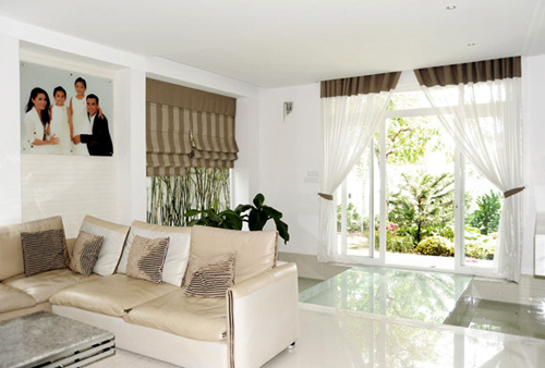 Đừng tưởng đi dép tổ ong là nghèo, Quyền Linh sở hữu gia sản 'khủng' bậc nhất trong giới MC Việt dung tuong di dep to ong la ngheo quyen linh so huu gia san khung bac nhat trong gioi mc viet