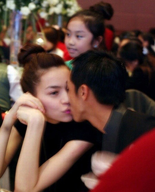 khong chi cap doi trong cgv nhieu sao viet cung tung the hien tinh cam qua than mat noi cong cong